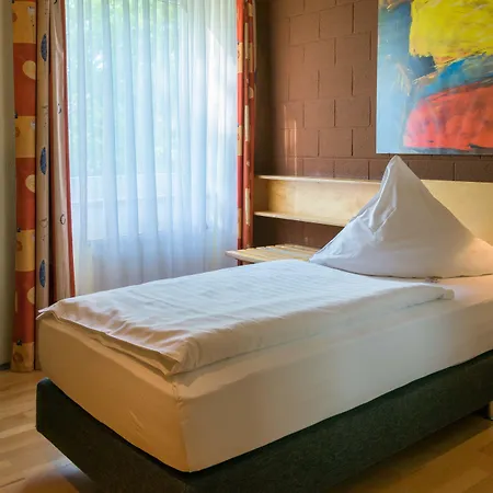 Ξενοδοχείο Impulsiv & Sportresort Lörrach