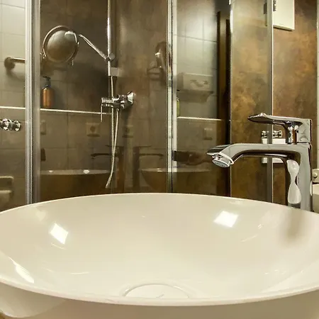 Ξενοδοχείο Impulsiv & Sportresort